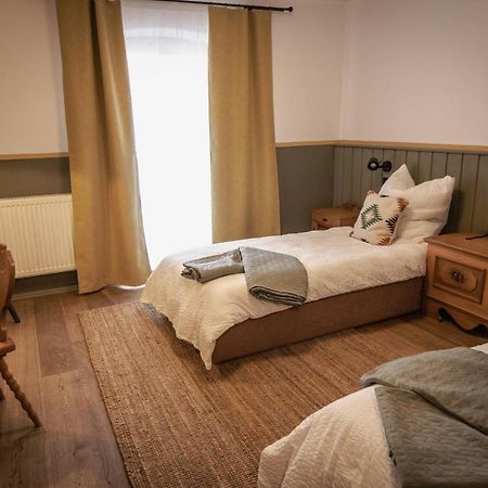 Hotel Kastanienhof Pfettrach Altdorf  Exteriér fotografie