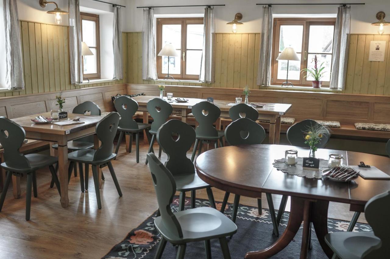 Hotel Kastanienhof Pfettrach Altdorf  Exteriér fotografie