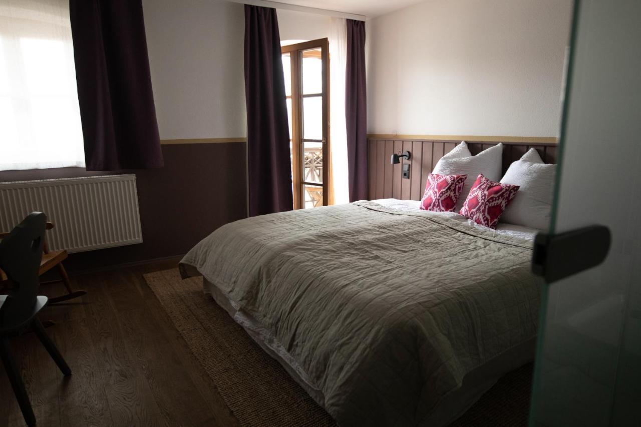 Hotel Kastanienhof Pfettrach Altdorf  Exteriér fotografie